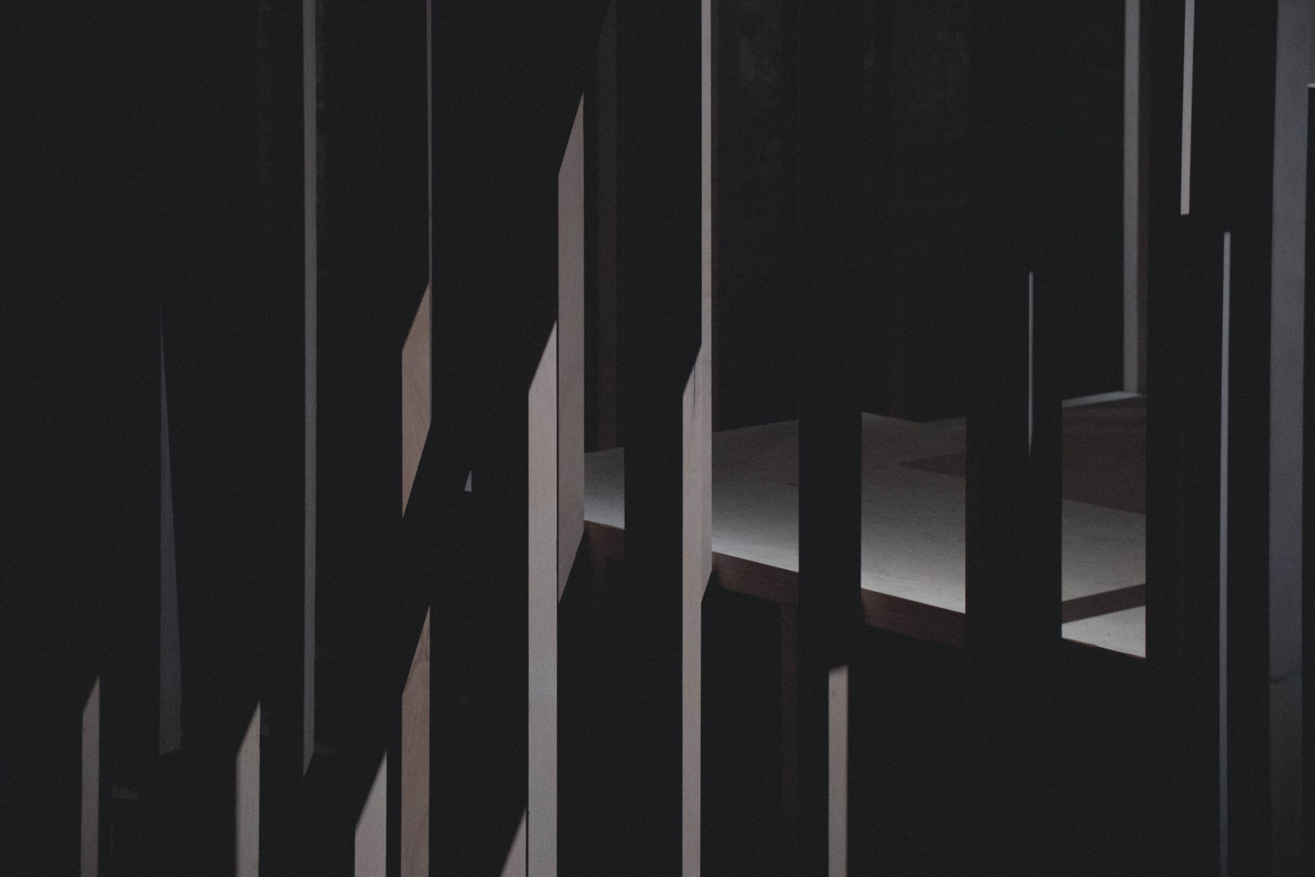 «Дробив коліна та вимагав зізнань»: суд заочно дав російському окупанту 12 років тюрми «Дробив коліна та вимагав зізнань»: суд заочно дав російському окупанту 12 років тюрми