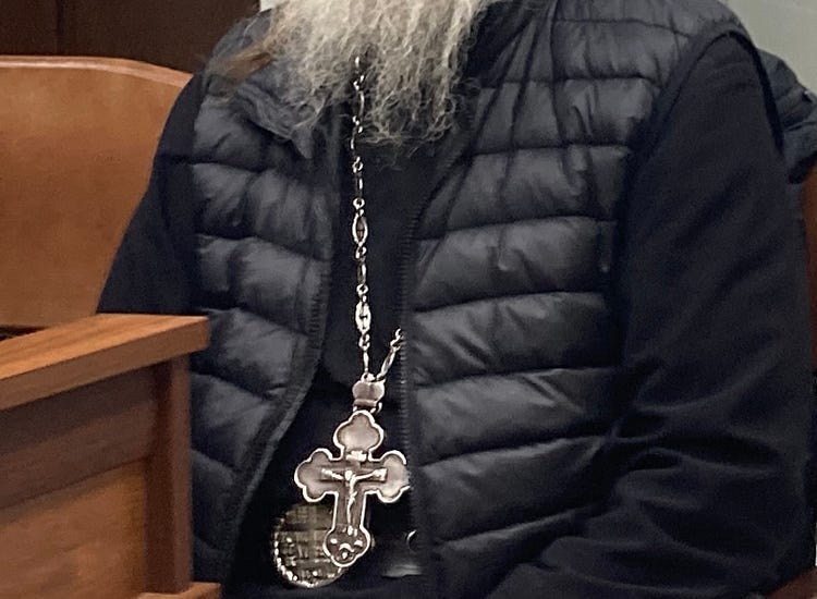 Суд відмовився розглядати по суті справу священика з Лаври, який прославляв «рускій мір» Суд відмовився розглядати по суті справу священика з Лаври, який прославляв «рускій мір»