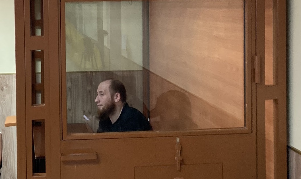 Суд в Ірпені почне слухати спочатку справу псковського десантника Медведєва: обʼєднав дві справи