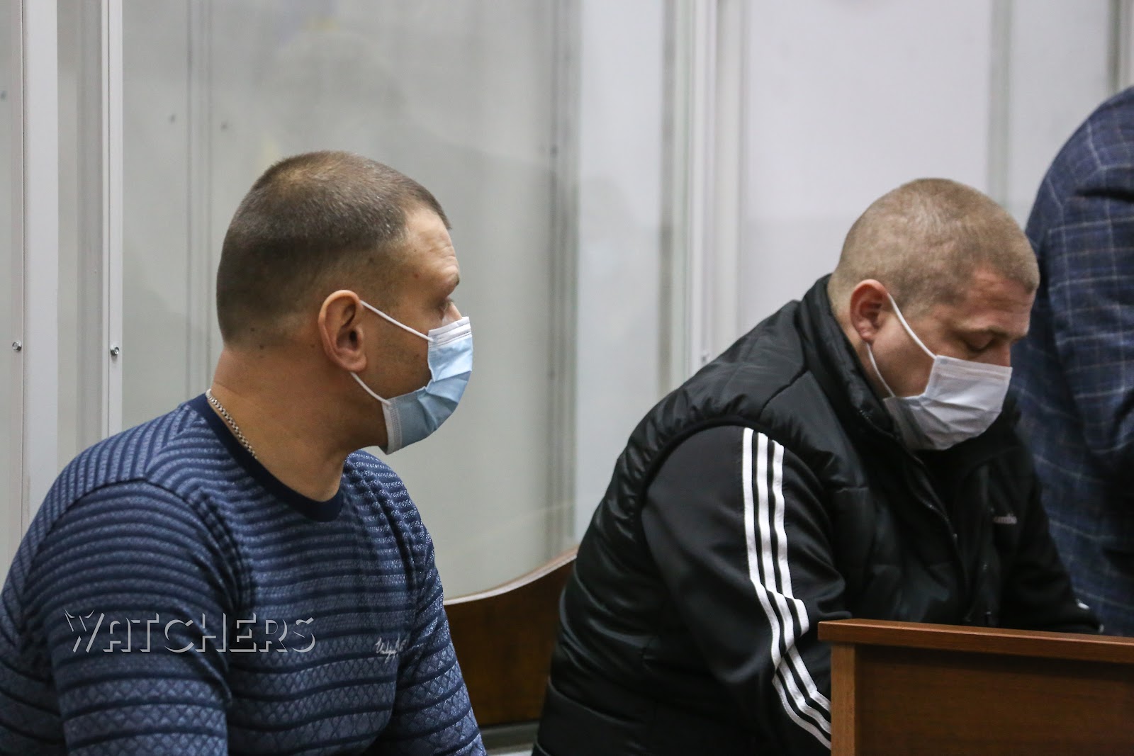 Суд визнав винуватими двох міліціонерів у розгоні студентського Майдану, але не покарав через строки давності Суд визнав винуватими двох міліціонерів у розгоні студентського Майдану, але не покарав через строки давності