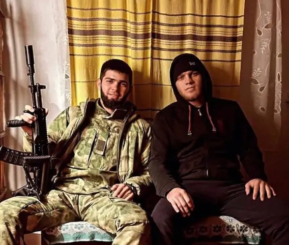 Борець з РФ Ганішов,  який візьме участь в Чемпіонаті Європи, їздив на окуповане Запоріжжя в гості до російських військових