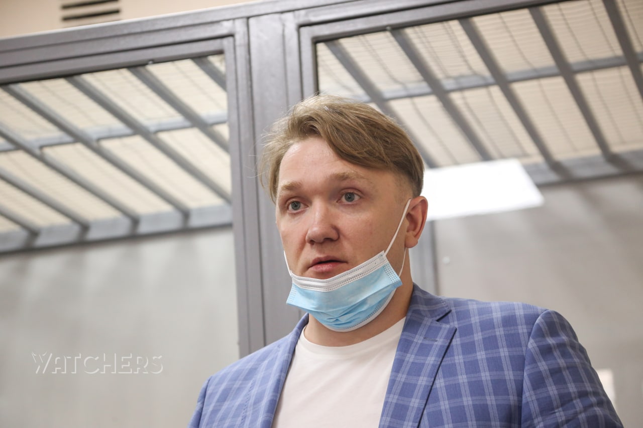 Справу обвинуваченого у організації вбивств майданівців Спасських призупинили через його військову службу