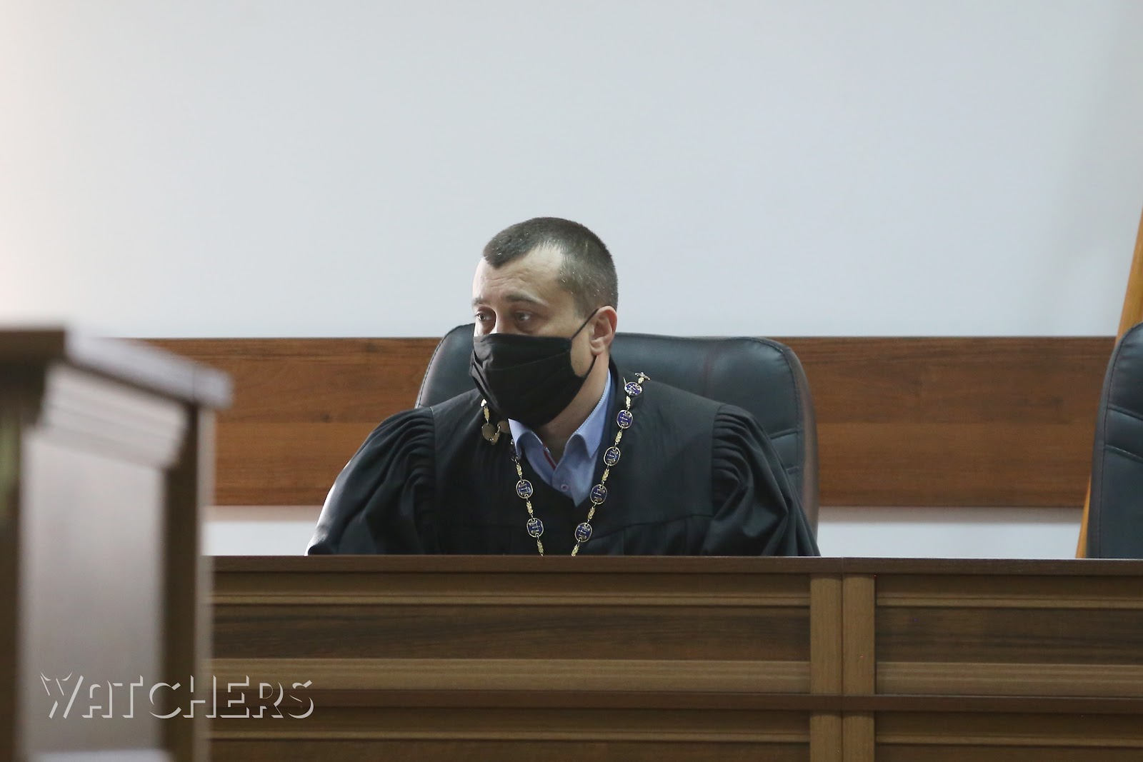 Квартири закордоном, дорогі авто та подарунки: що придбали судді після початку великої війни