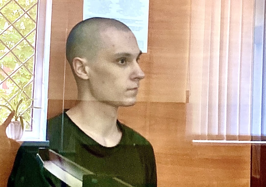 Окупант Карташев хоче закритого суду за вбивство цивільного у Бучі