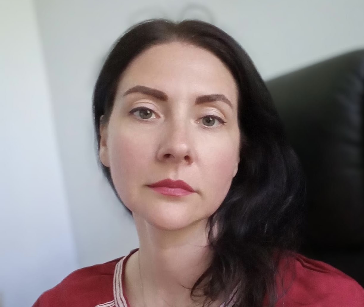 «В окупації не покидає страх, що за тобою можуть прийти». Людмила Шумкова про полон під час окупації Херсона  