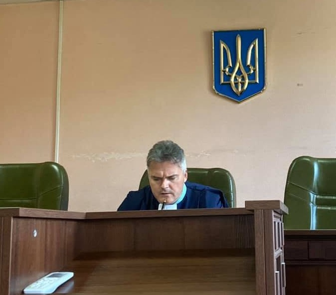 Суд виправдав суддю Дзюбу, який під час Революції Гідності відправив майданівців в СІЗО за нібито «масові заворушення»
