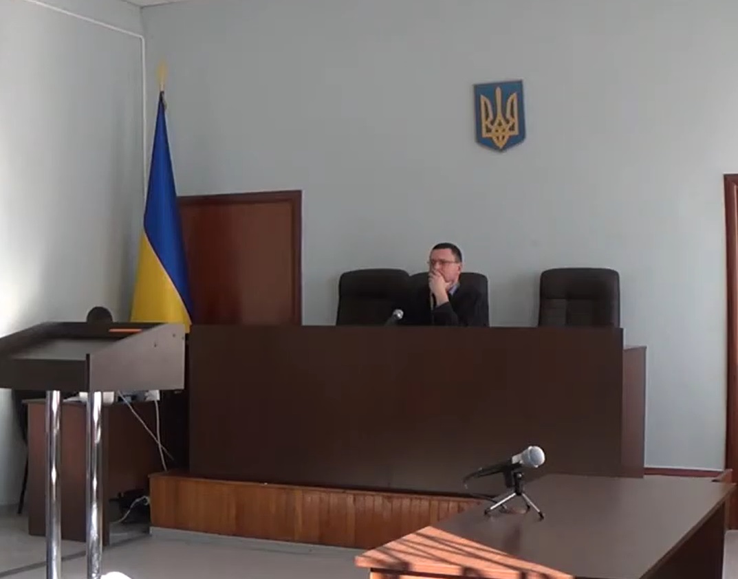 Справи Майдану: захист обвинуваченого судді вимагає, щоб платники податків відшкодували кошти на адвоката